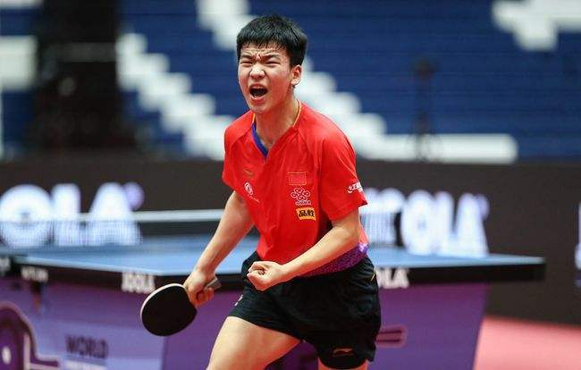 西甲积分榜：巴萨先赛获胜领先皇马4分，马竞两连败暂列第五