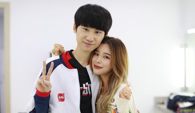 篮球火箭球队官方发布伤病报告