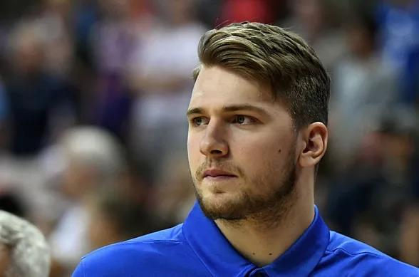 几度哽咽，孙兴慜结束十年热刺生涯