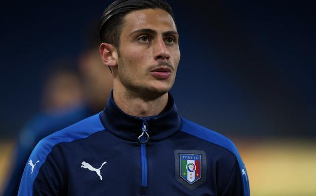 埃贝尔：孔帕尼是我最棒的签约之一，他对足球有清晰的思路