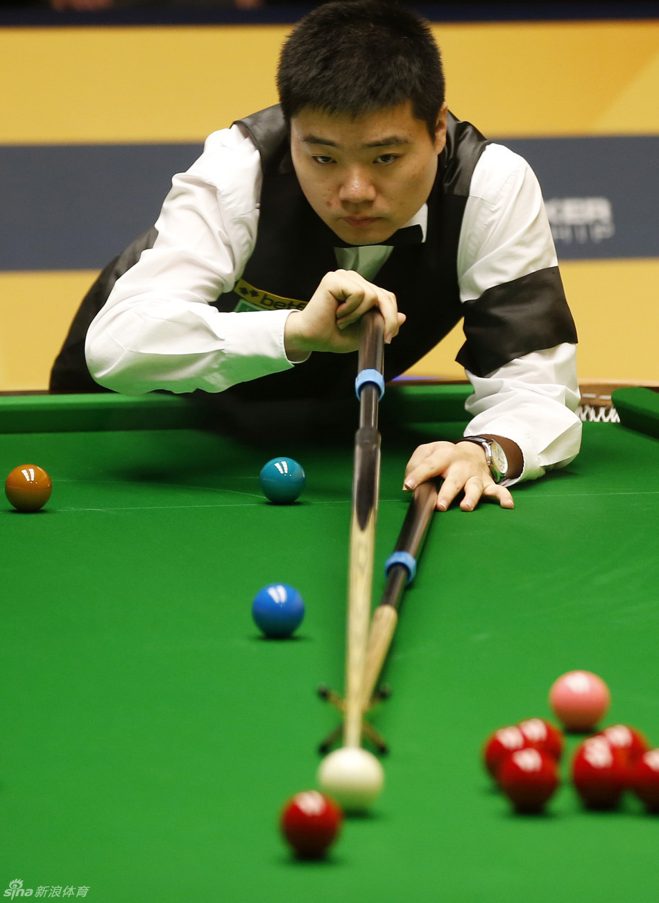 凭借敏锐的 凭借敏锐的